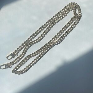 Non Branded 47” Chain